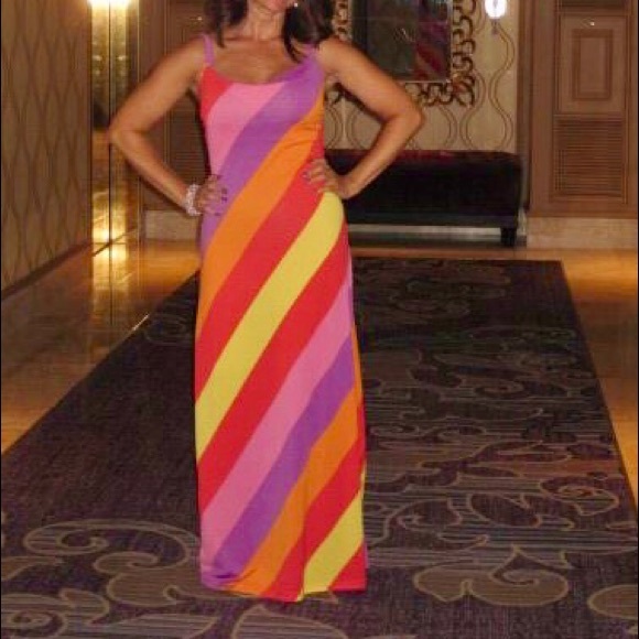 Derek Heart Dresses & Skirts - COLORFUL STRIPED MAXI DRESS!! SML